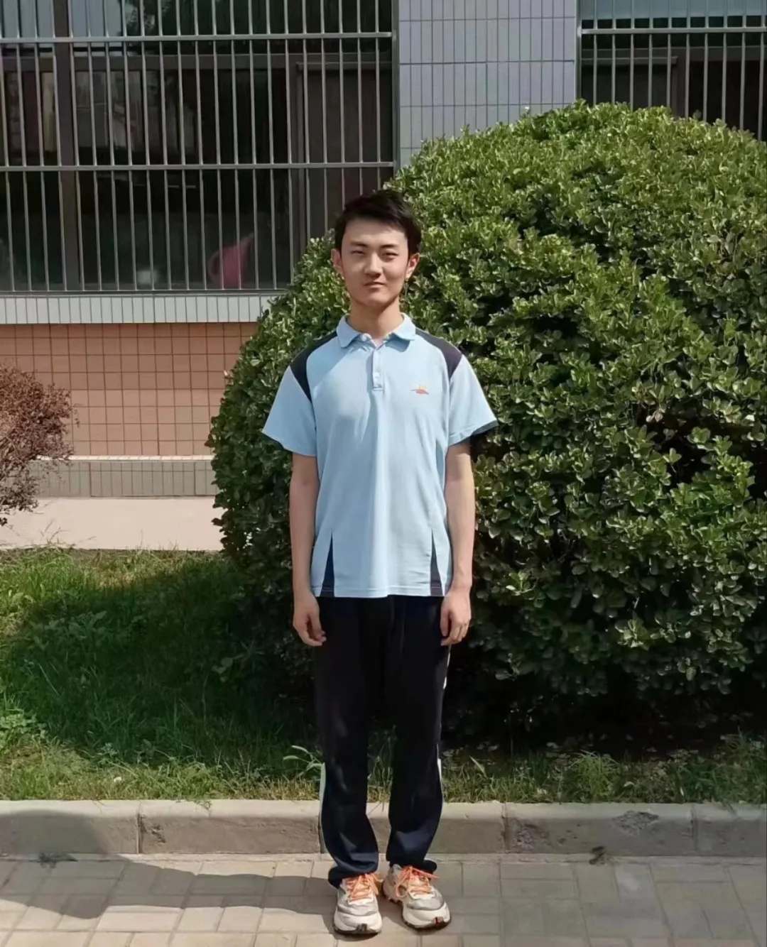 拿到复旦0001-0003号新生录取通知书的,是他们!