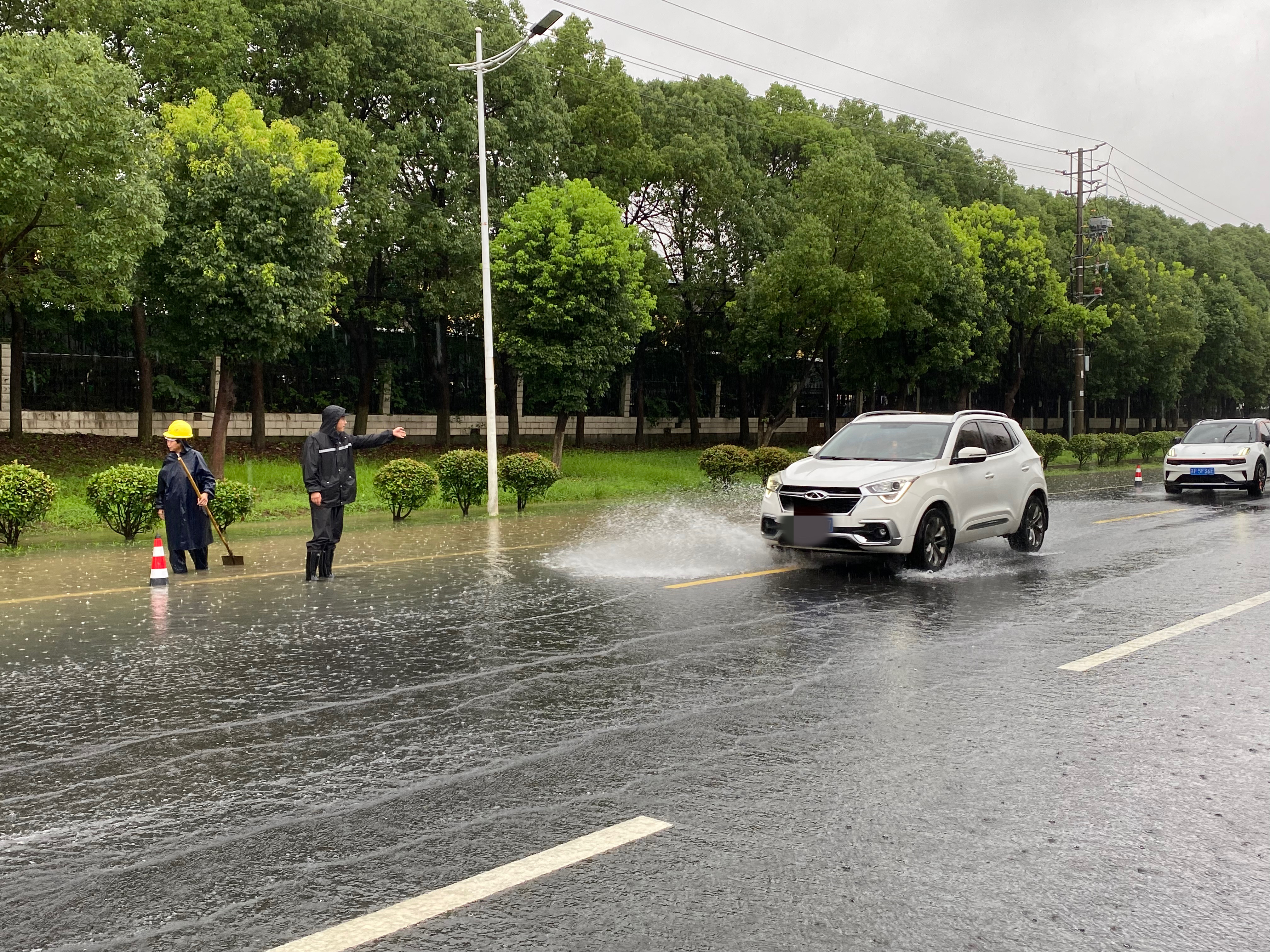 清徐暴雨图片