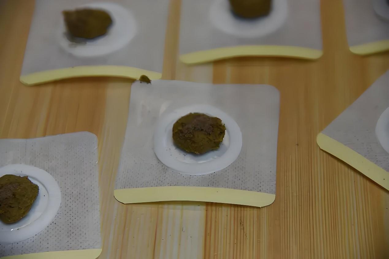 10分便捷丨"家门口"的医院上线脾胃三伏贴,冬病夏治正当时!