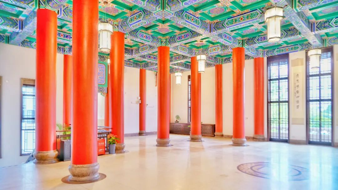 央视聚焦杨浦区图书馆