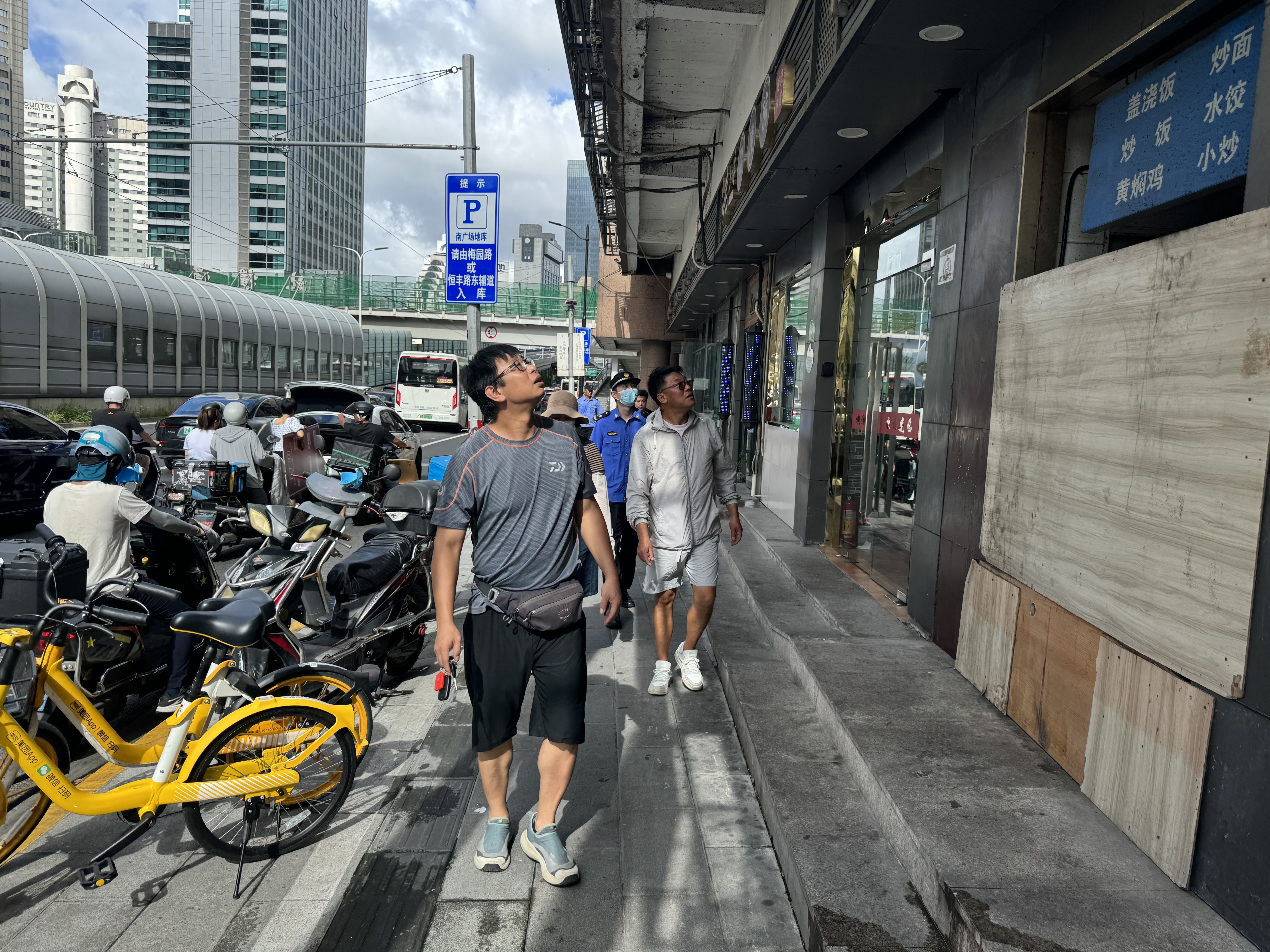 沿街商户,建设工地……天目西路街道开展防汛防台专项检查