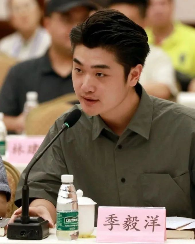 继承吴宗锡同志留下的宝贵精神财富