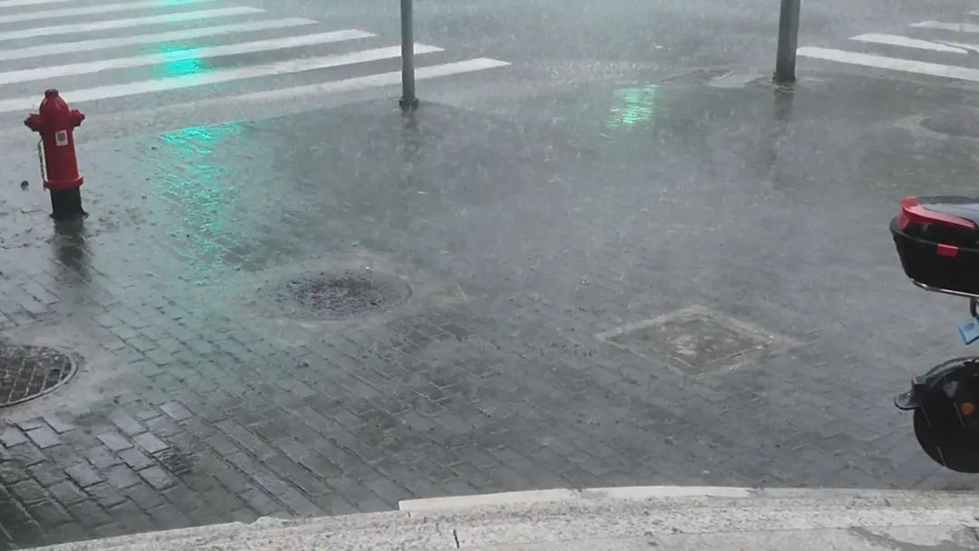 大雨浇熄高温?恐怕还要等等