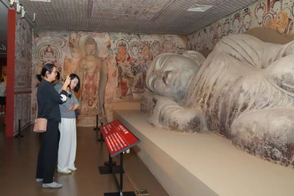 “何以敦煌”敦煌艺术大展在浦东开幕!上海旅游节首次引入重量级文博大展项目