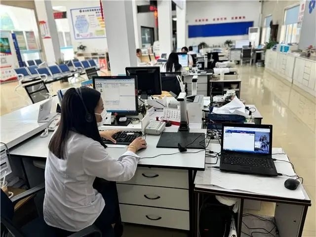 不用跑很远,真的好方便~_上观新闻