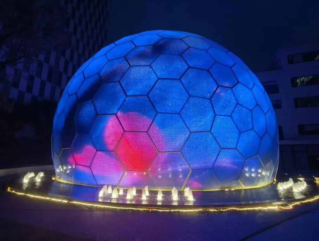 美翻了！“数字星球”空降杨浦丨人民城市·五周年_上观新闻