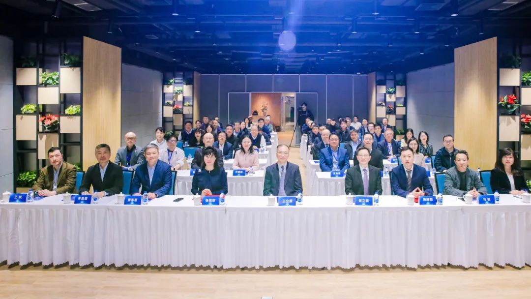 台资企业科技创新服务平台续签仪式暨系列论坛人工智能专场顺利举办 台资企业科技创新服务平台续签仪式暨系列论坛人工智能专场顺利举办