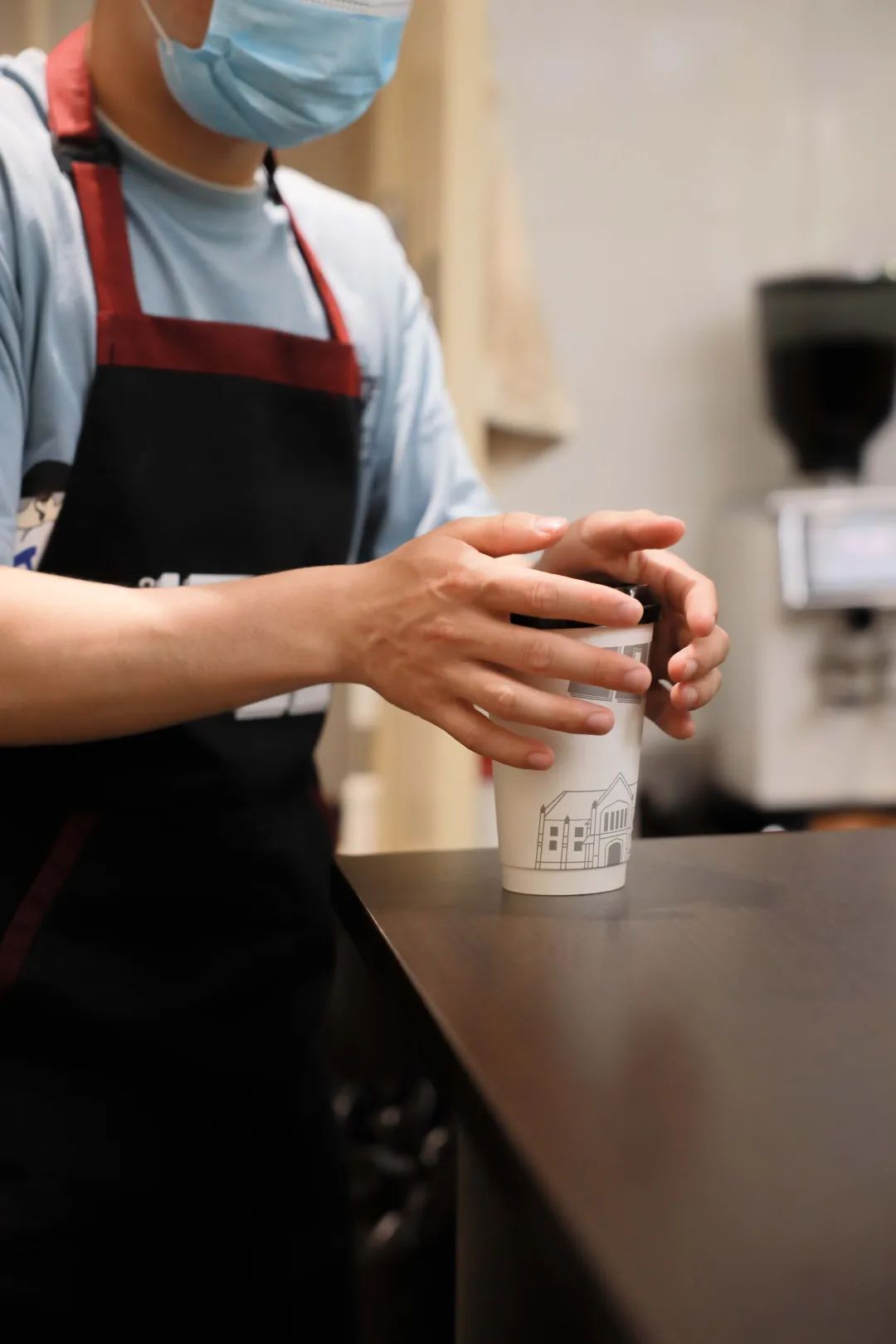 来杯"1906",开启校园专属的咖啡味道